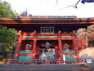 th_131117_04.jpg